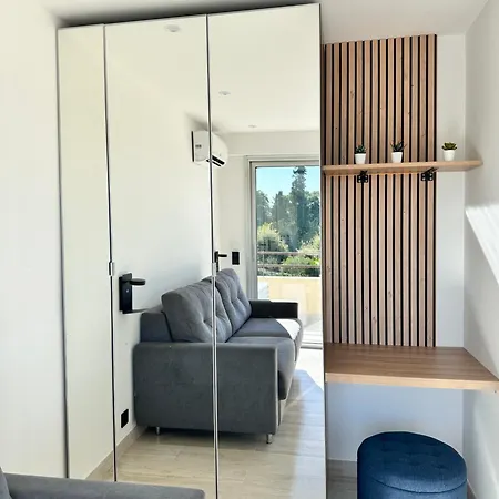 Lägenhet Horizon - Sea View - Pool- Air Conditioner - Kitchen - Wifi -tv Train - Bus - Villeneuve-Loubet